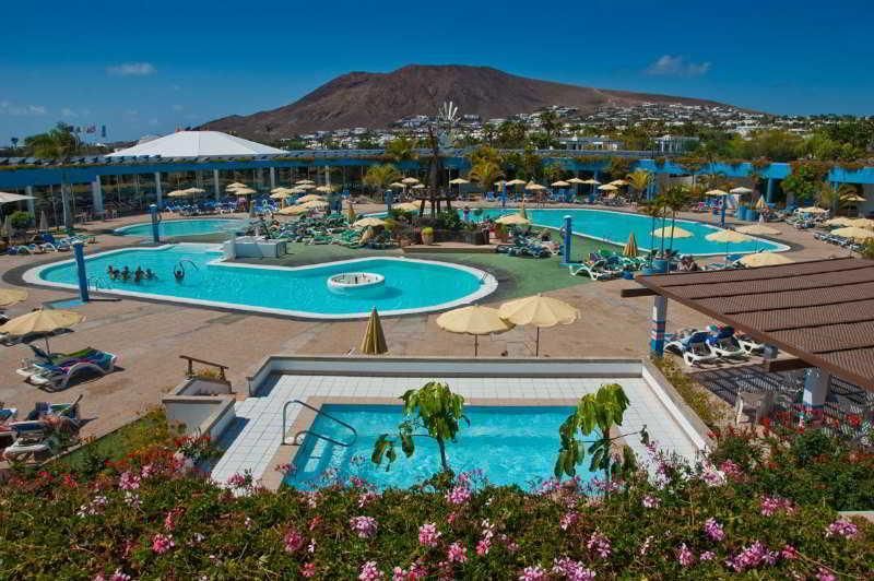 בריכה תמונה