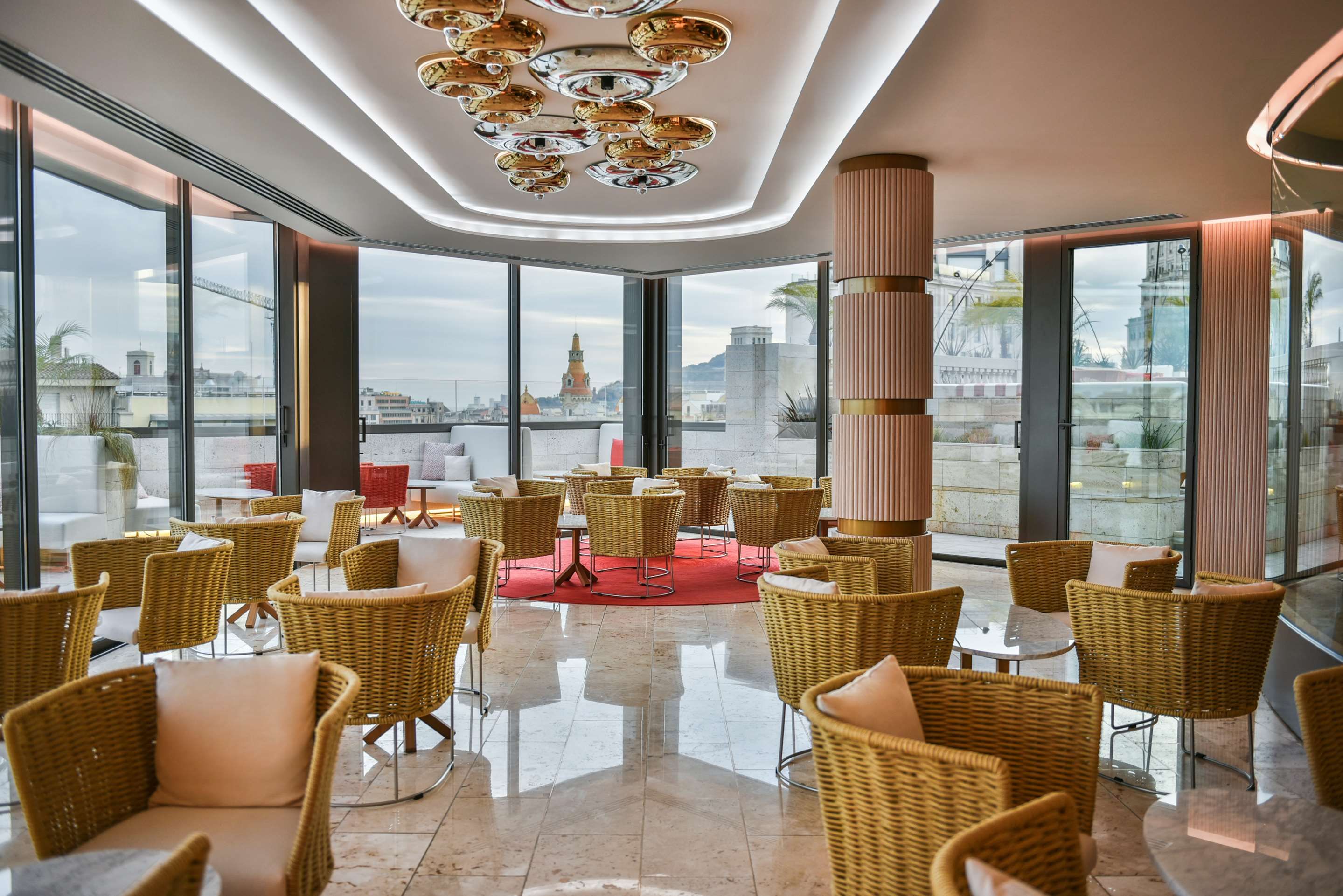 מסעדה תמונה