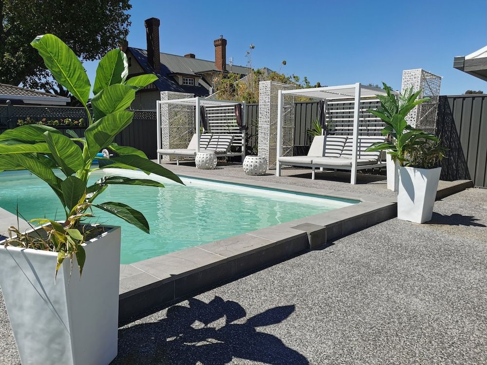 בריכה תמונה