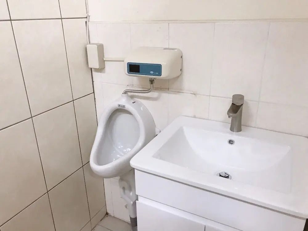 אחר