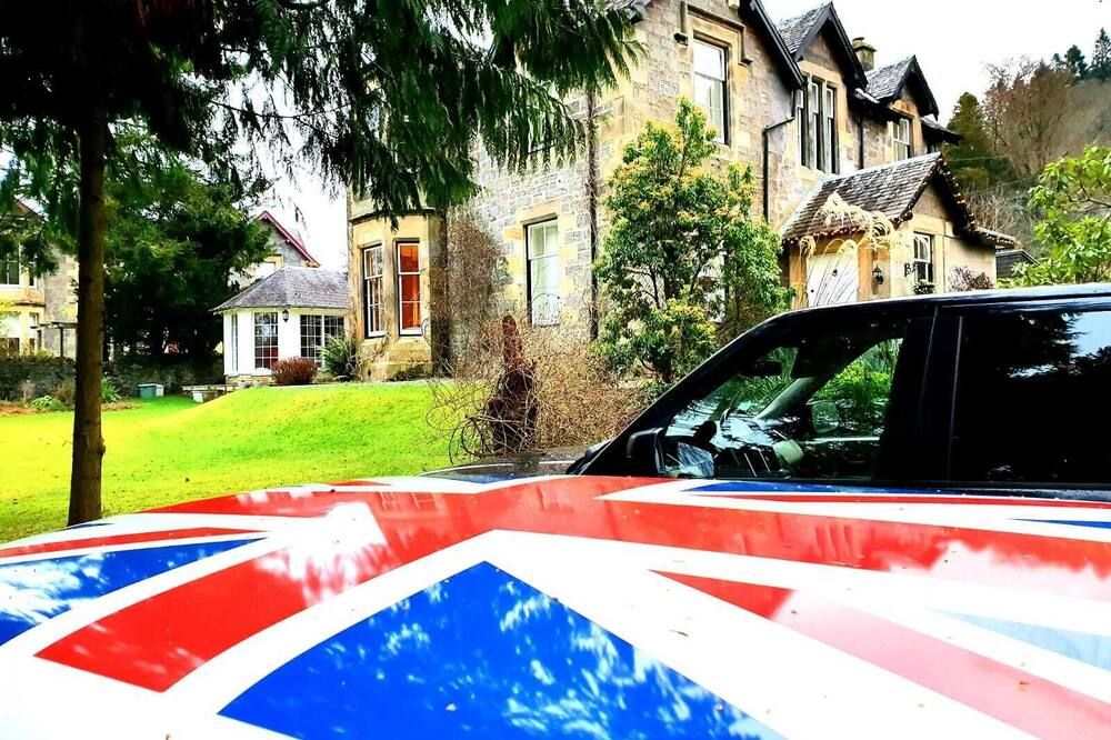אחר