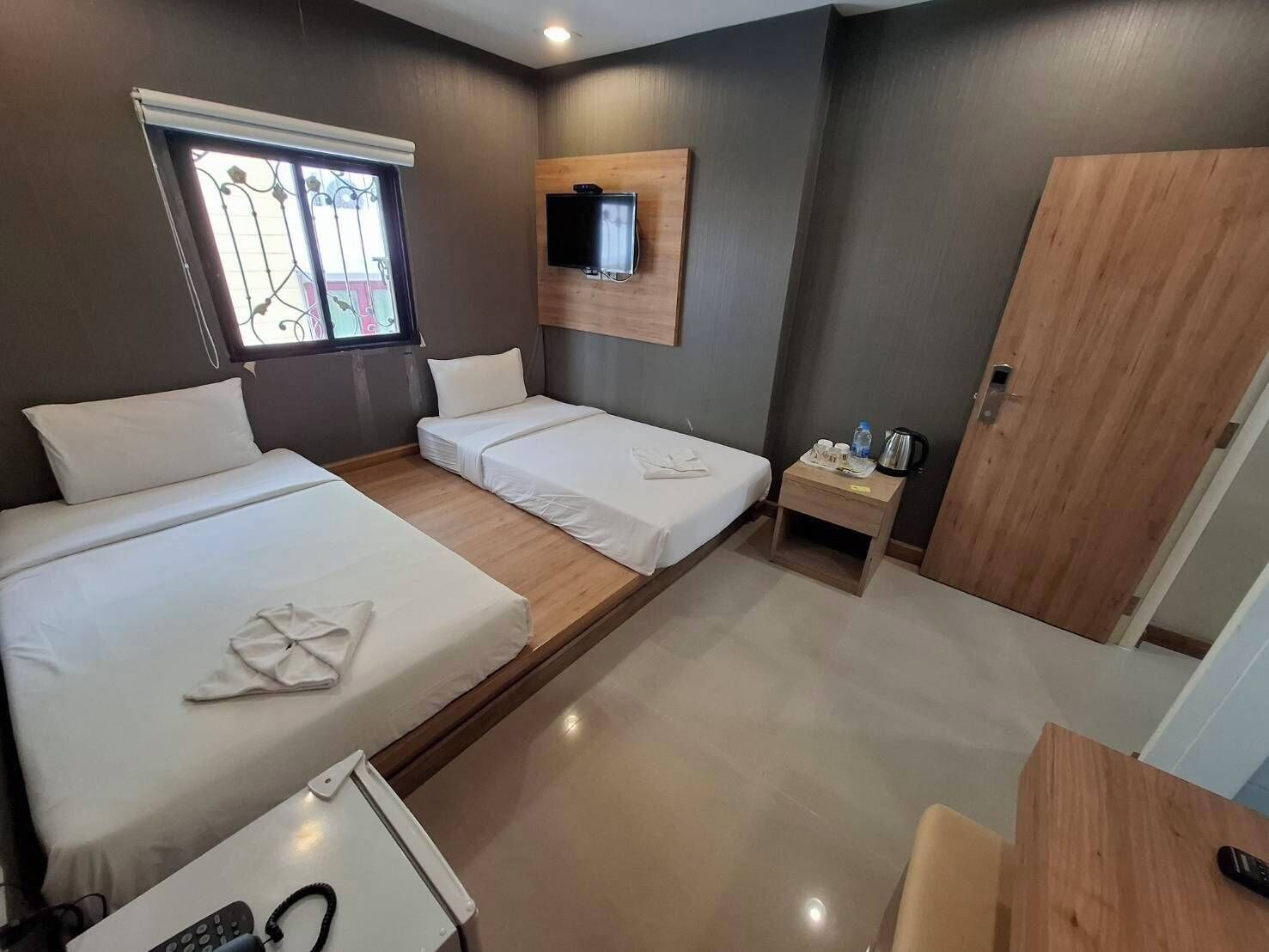אחר