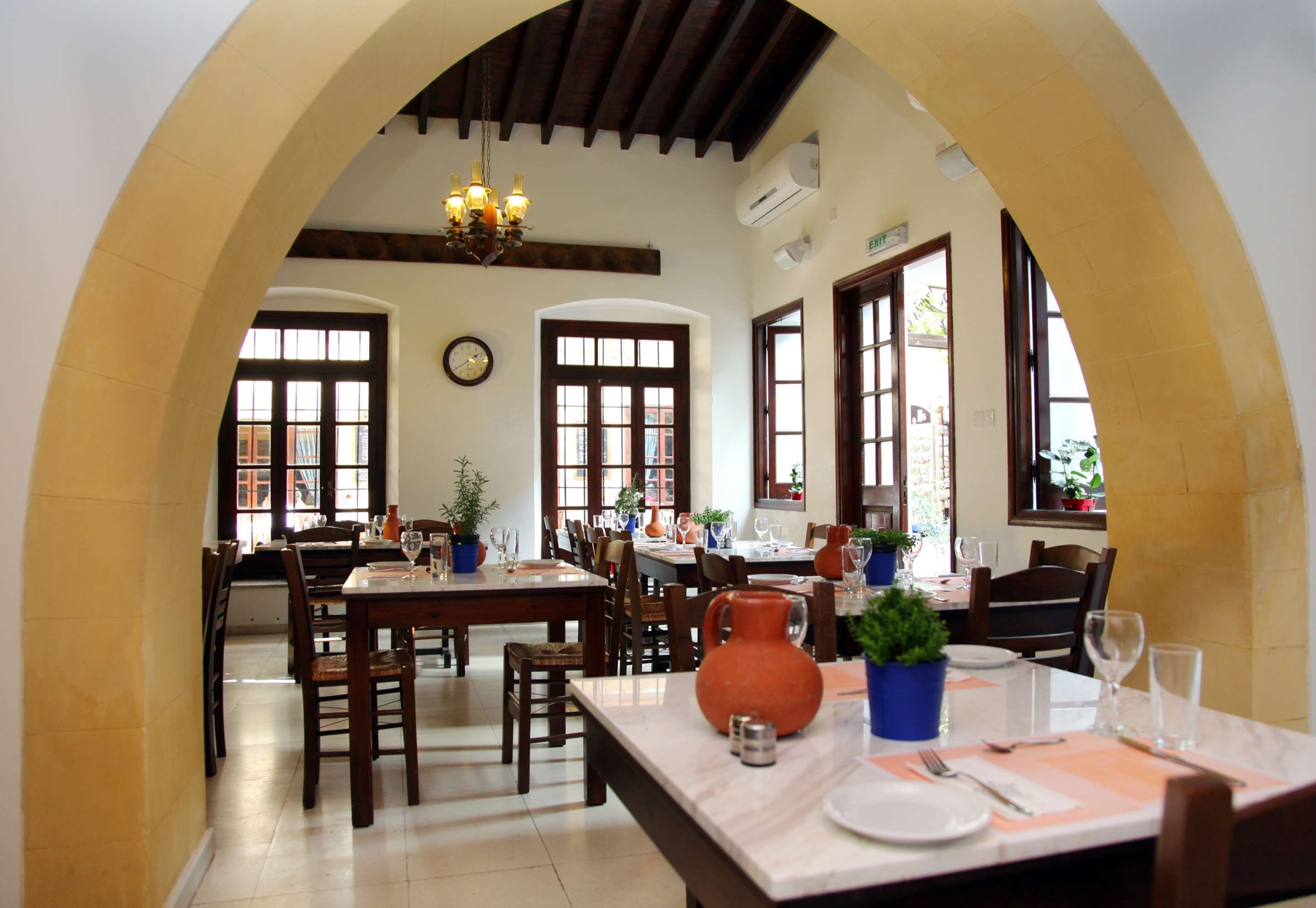 מסעדה תמונה