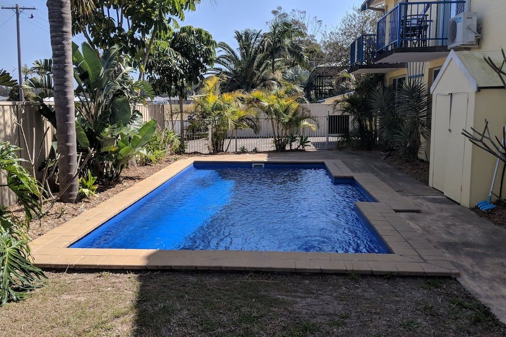 בריכה תמונה