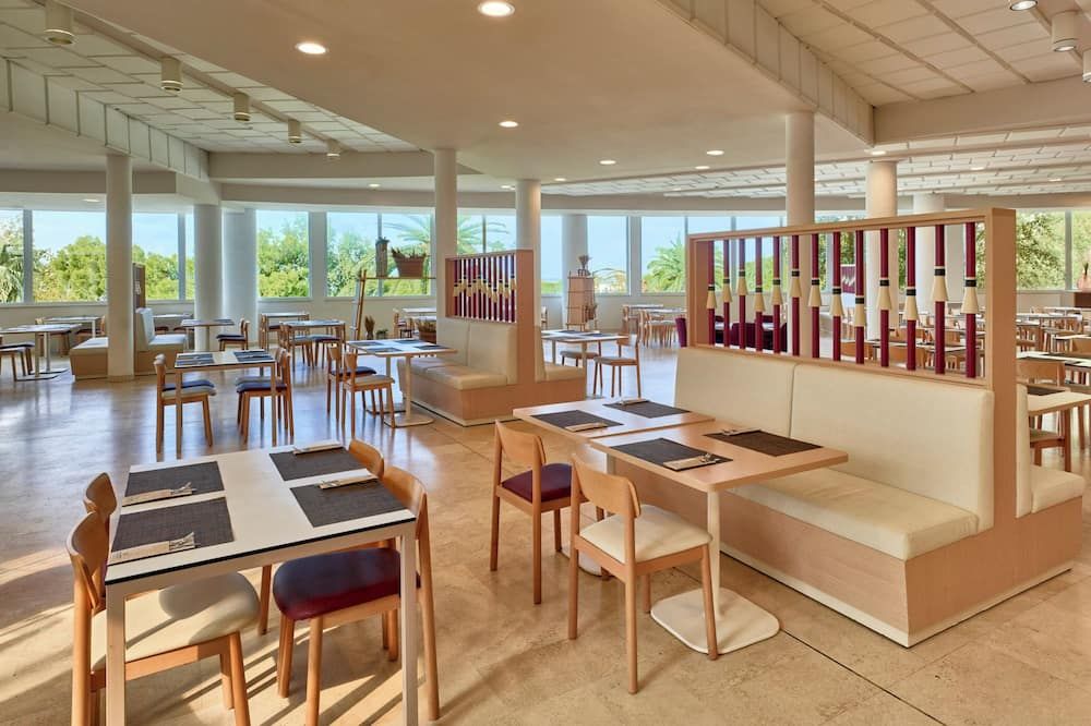 מסעדה תמונה