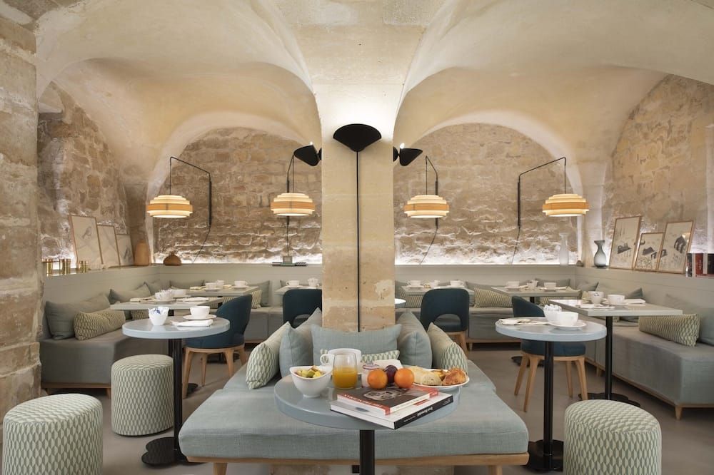 מסעדה תמונה