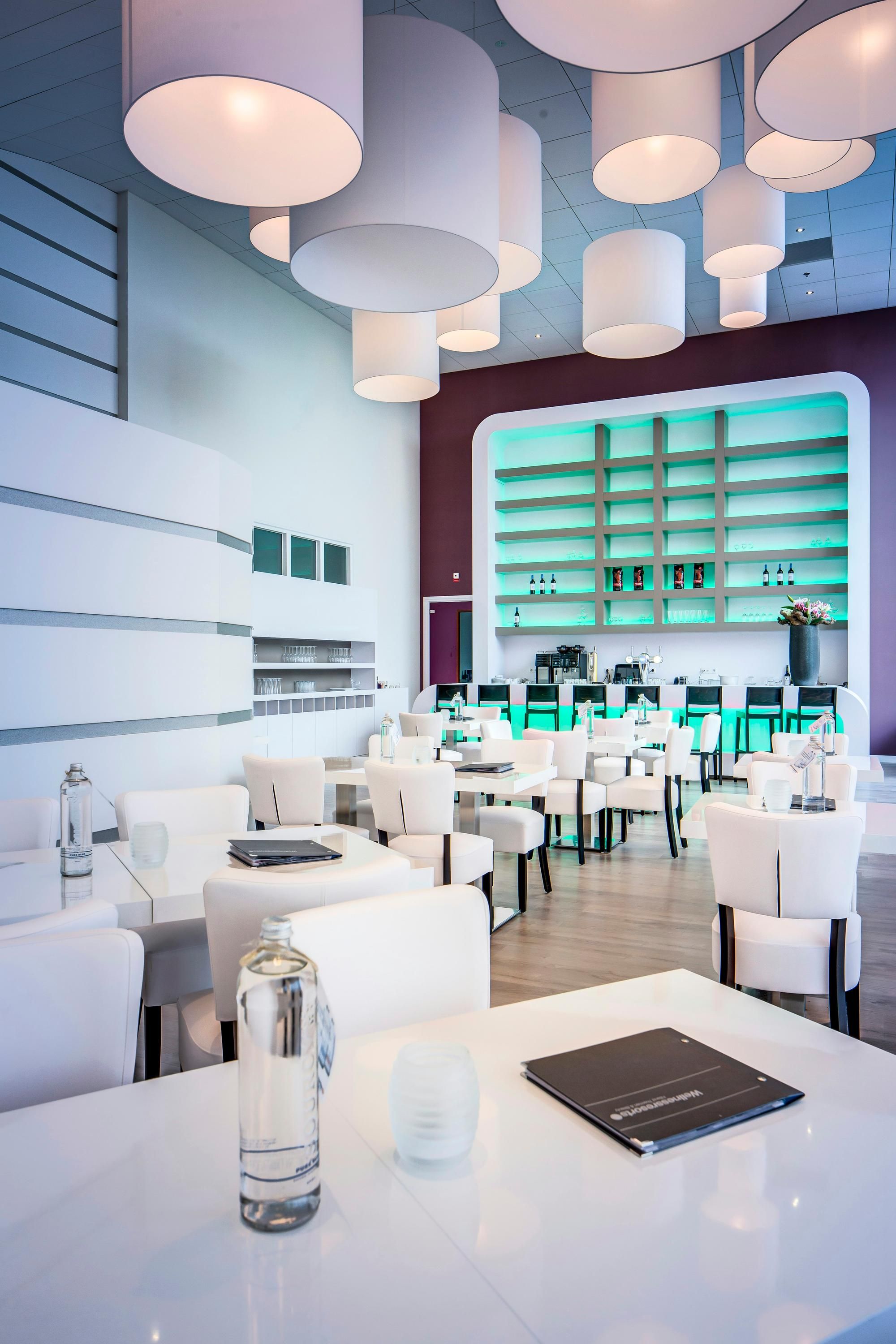 מסעדה תמונה