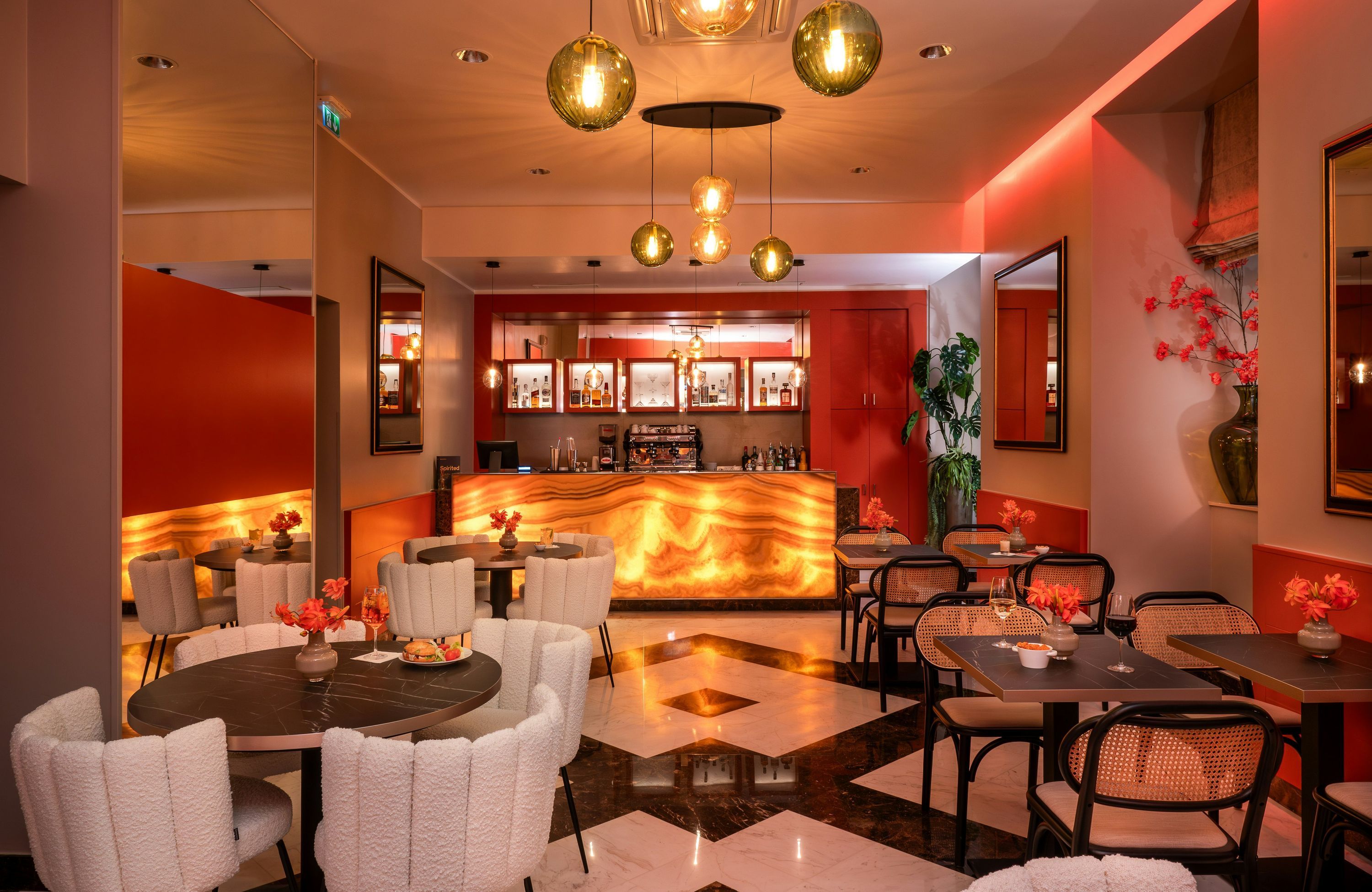 מסעדה תמונה