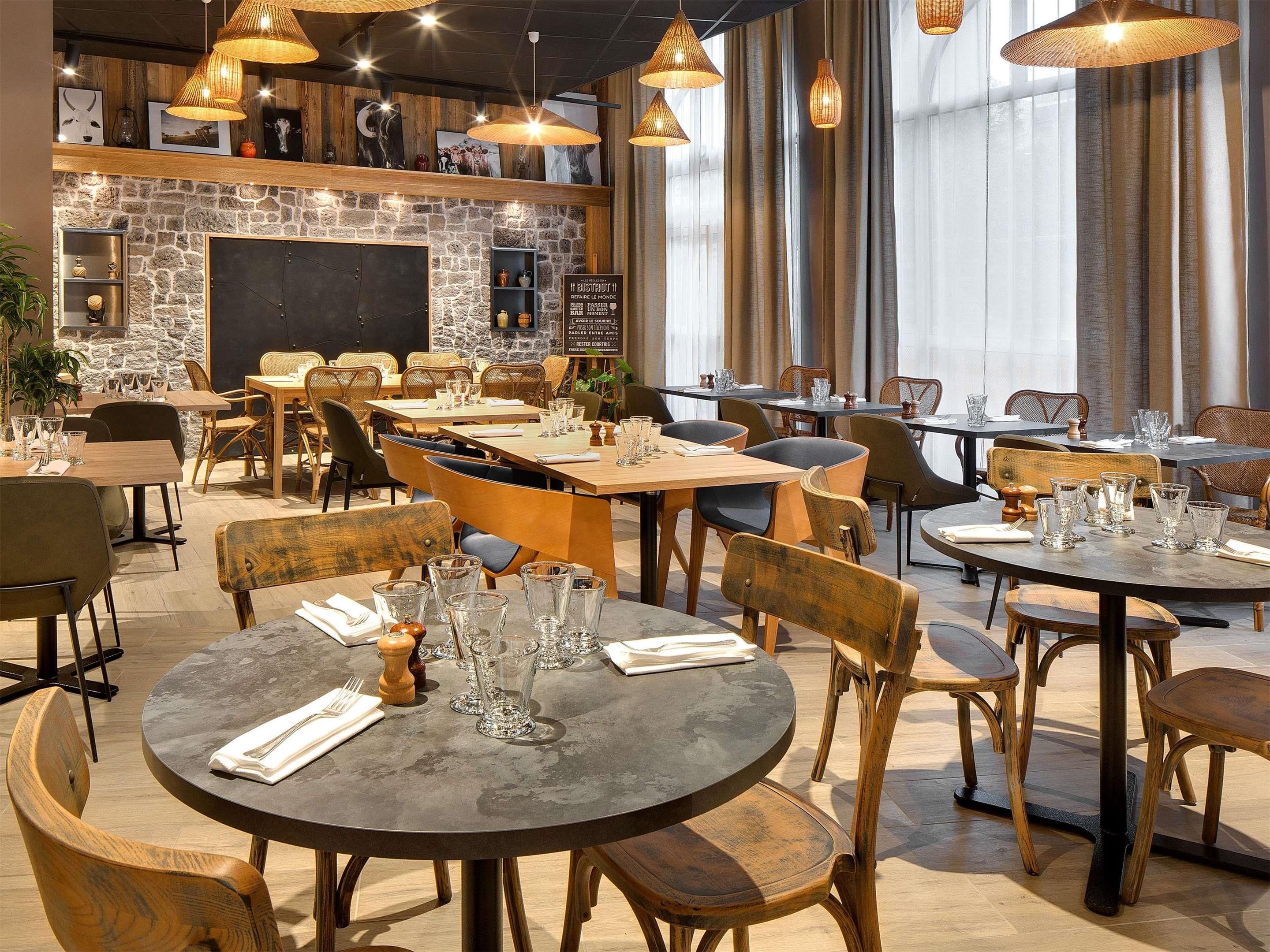 מסעדה תמונה