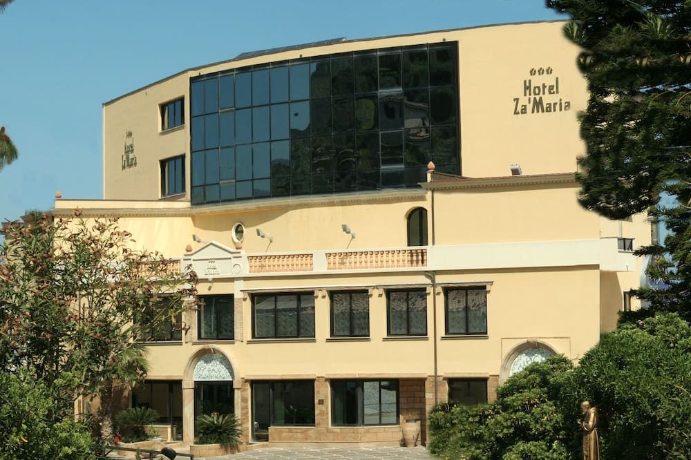 בניין