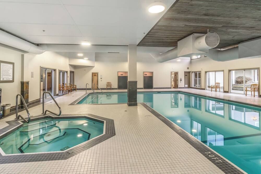 בריכה תמונה