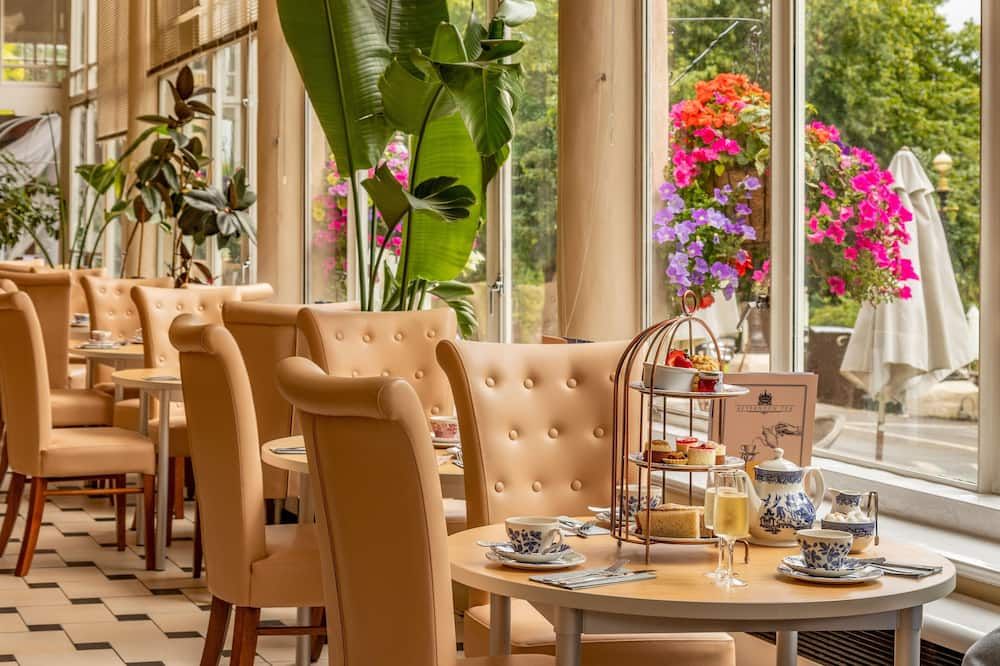 מסעדה תמונה