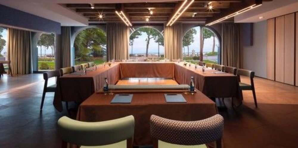 מסעדה תמונה