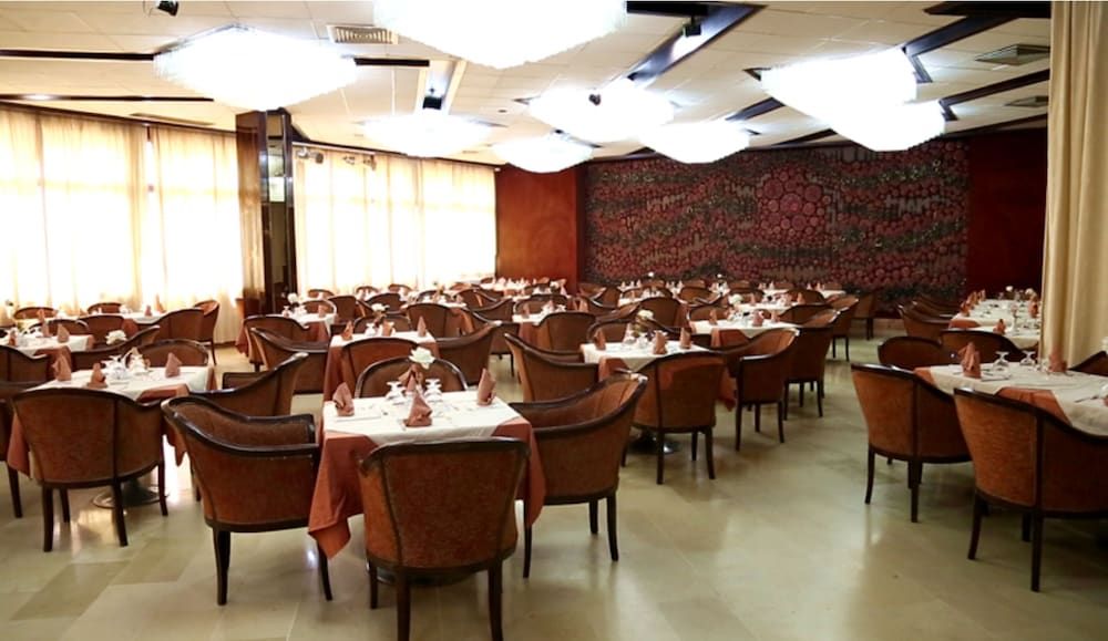 מסעדה תמונה