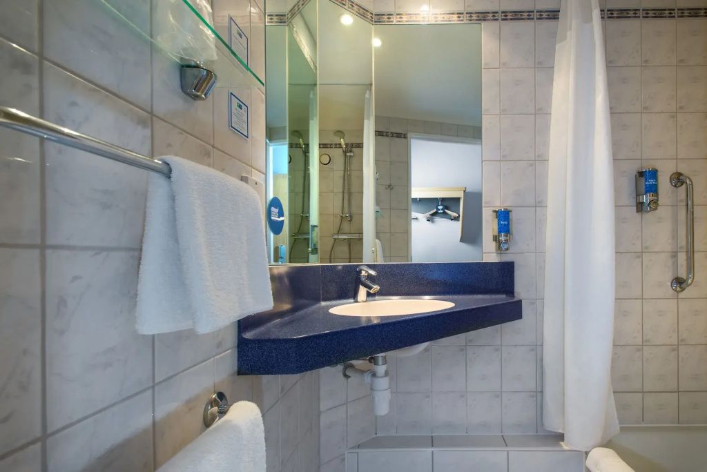 אחר
