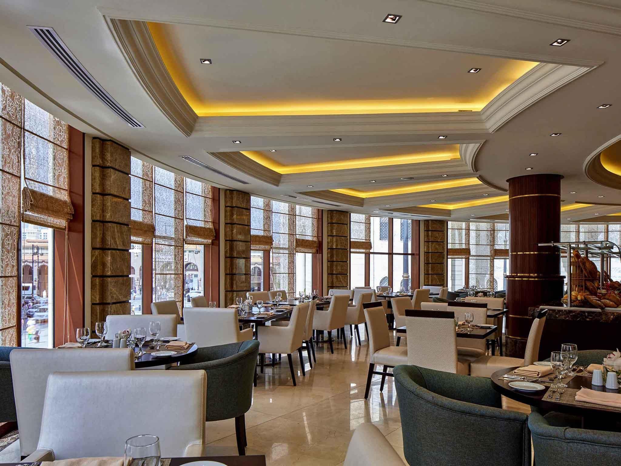 מסעדה תמונה