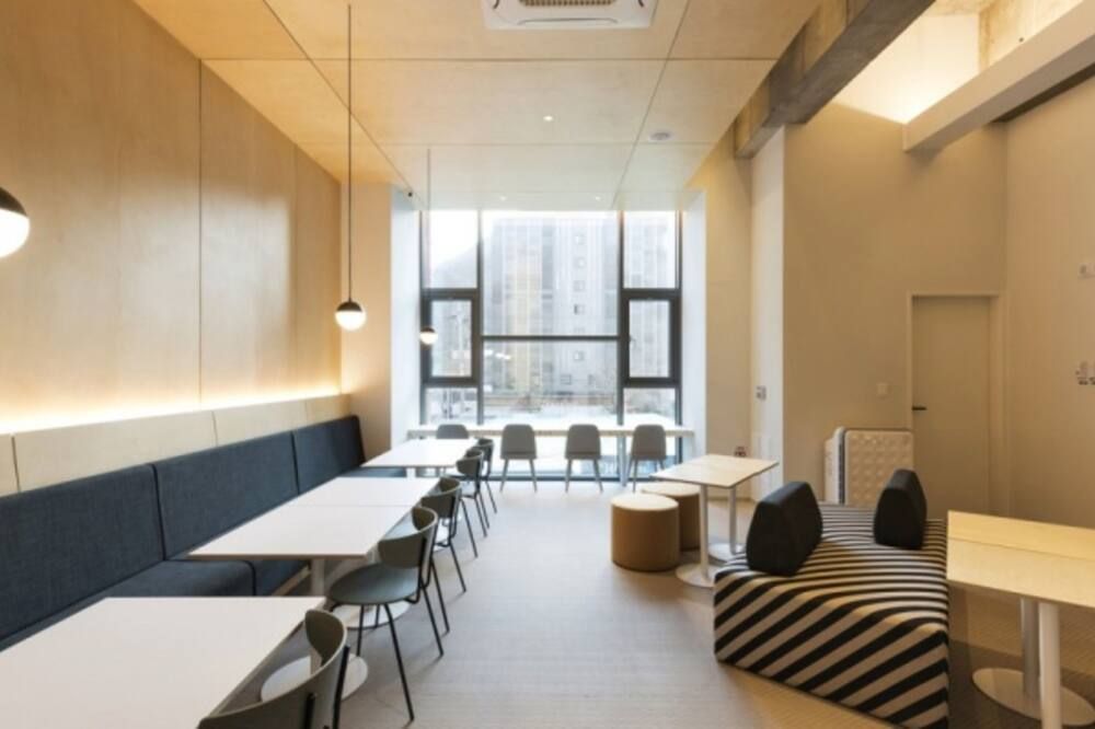 מסעדה תמונה