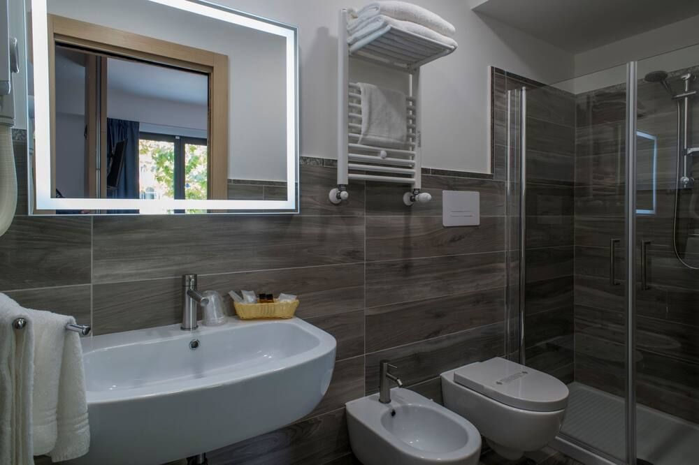 אחר