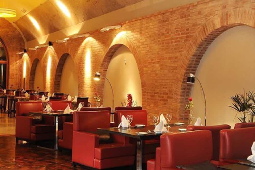 מסעדה תמונה