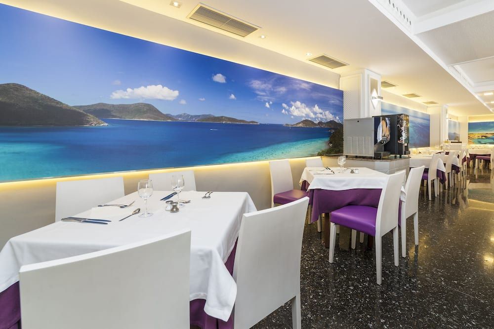 מסעדה תמונה