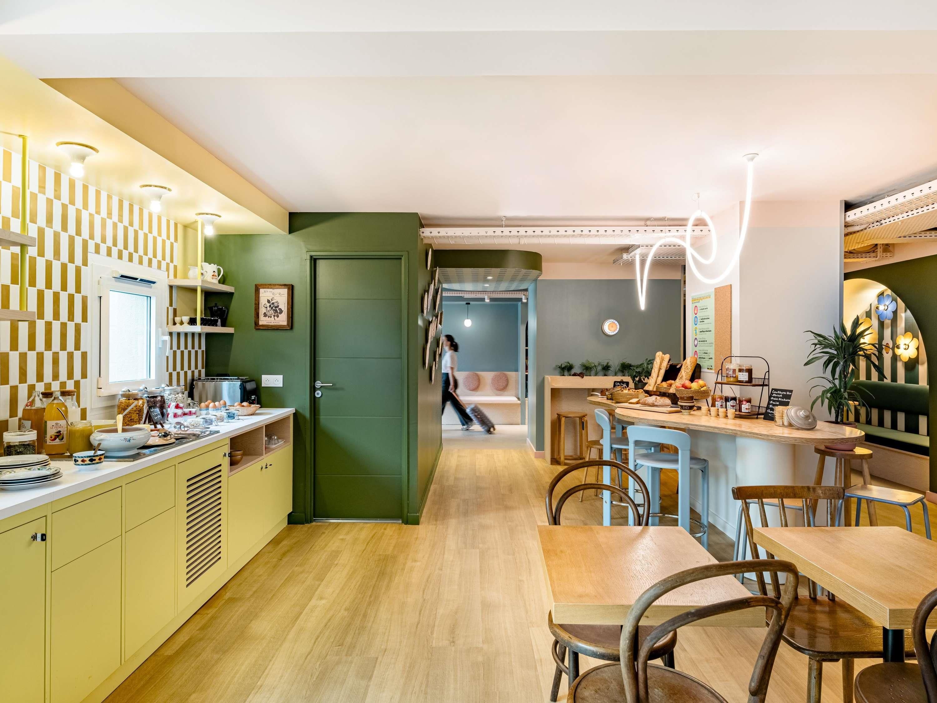 חדר אוכל תמונה