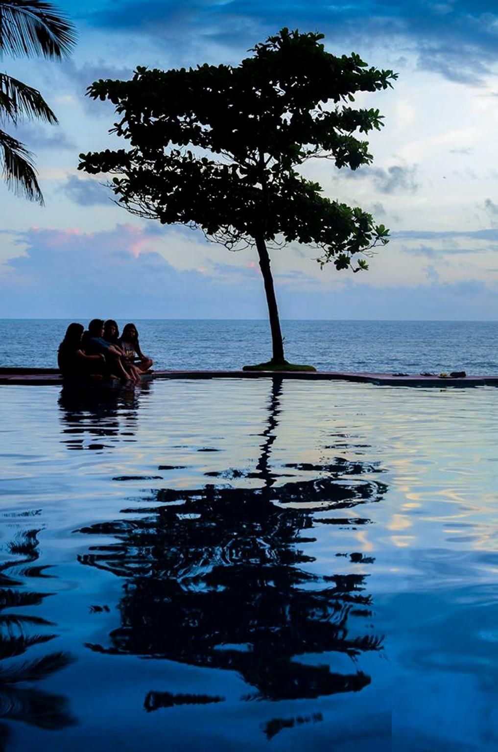 בריכה תמונה