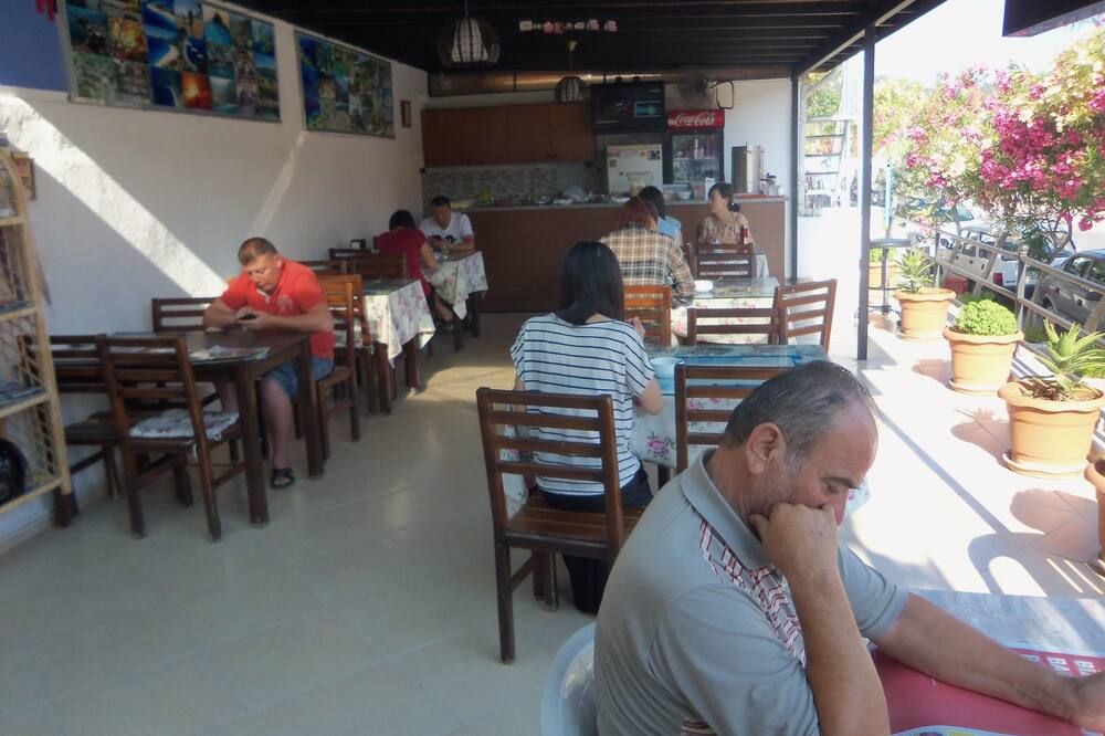 מסעדה תמונה