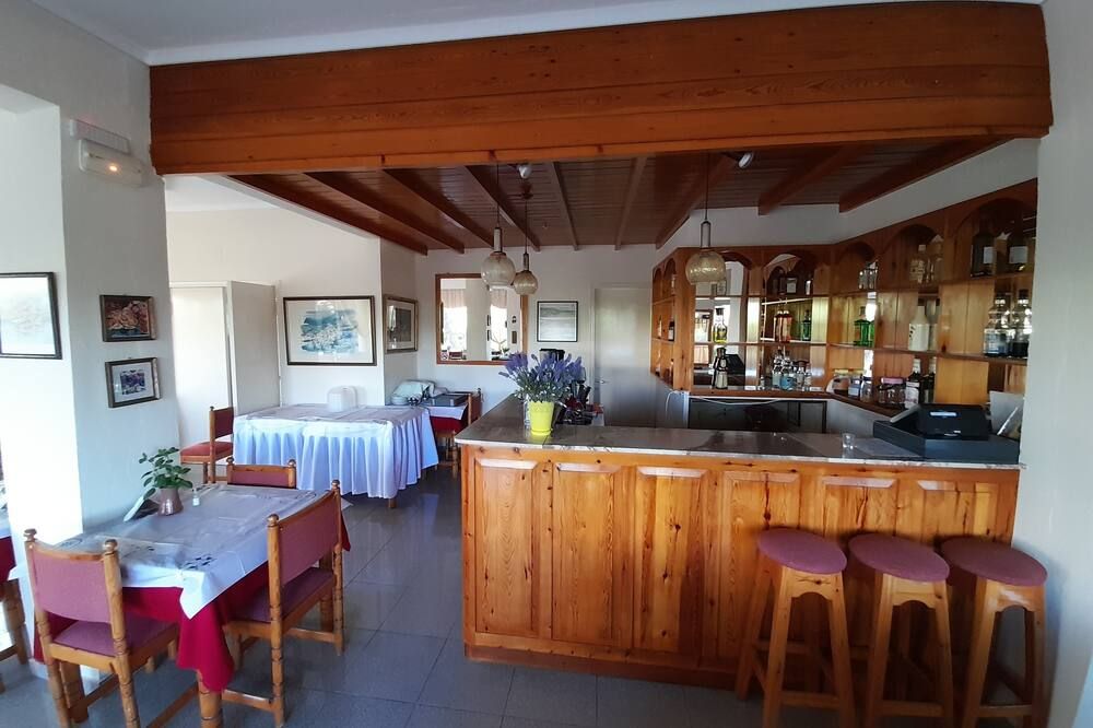 מסעדה תמונה