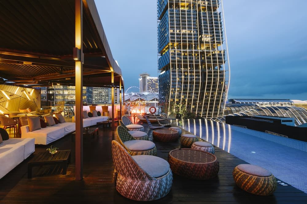 בריכה תמונה