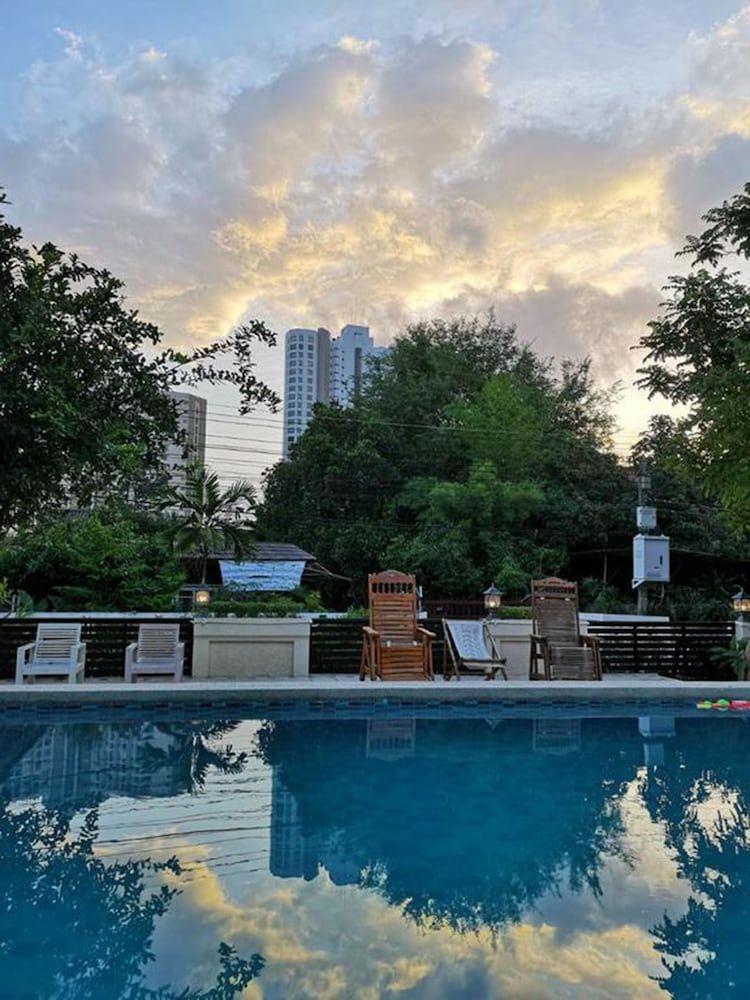 בריכה תמונה