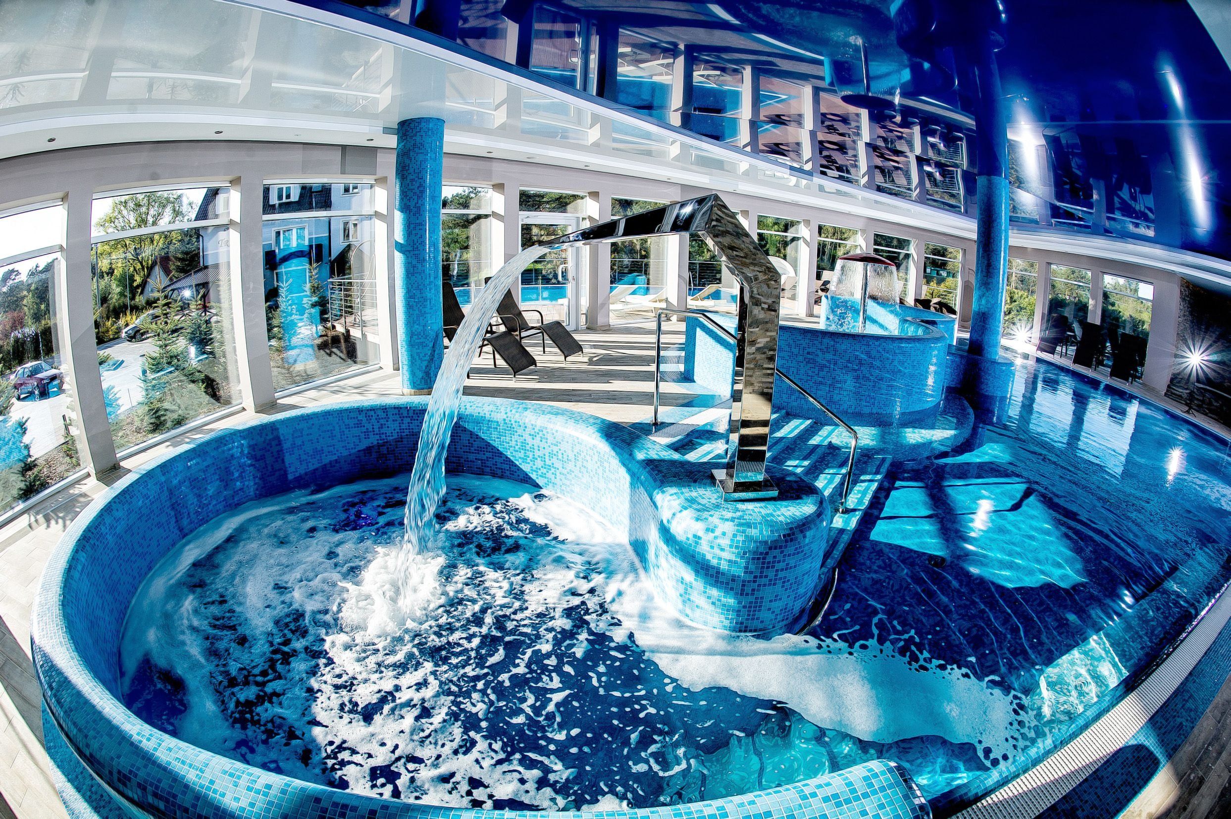 בריכה תמונה