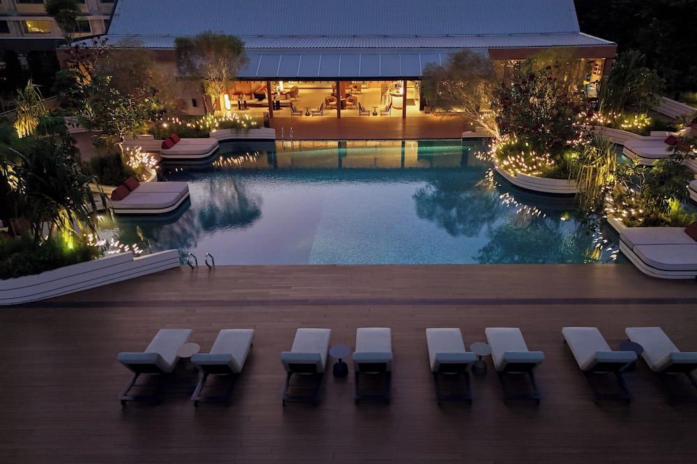 בריכה תמונה