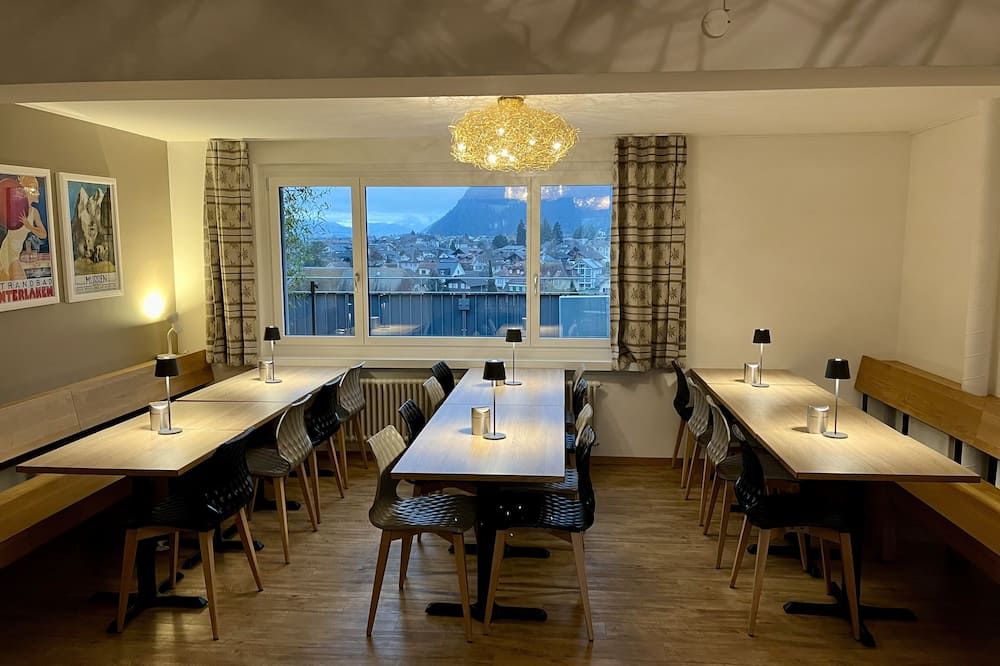 מסעדה תמונה