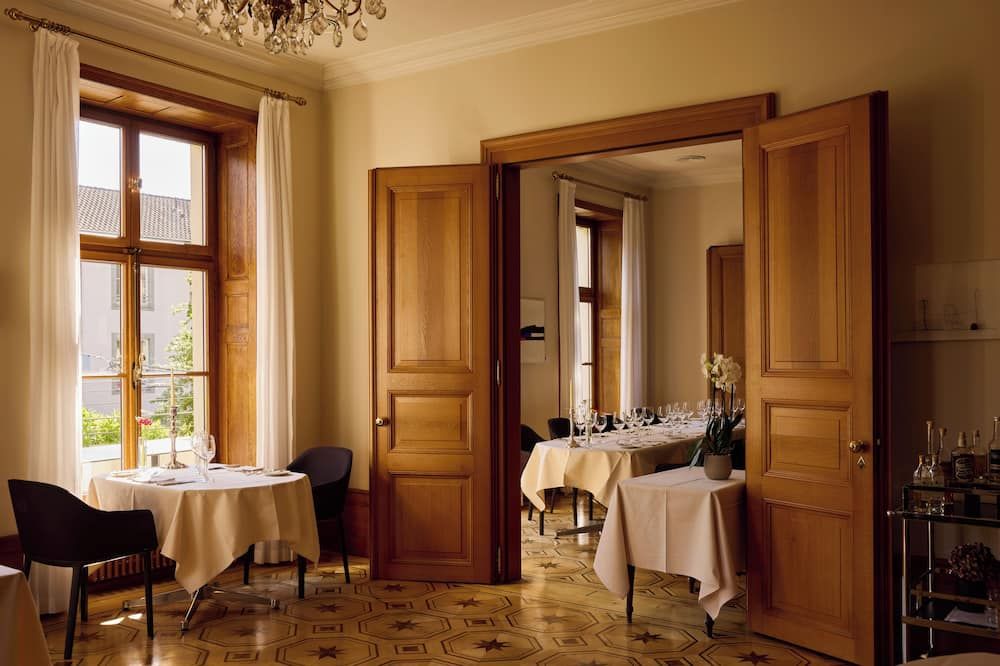 מסעדה תמונה