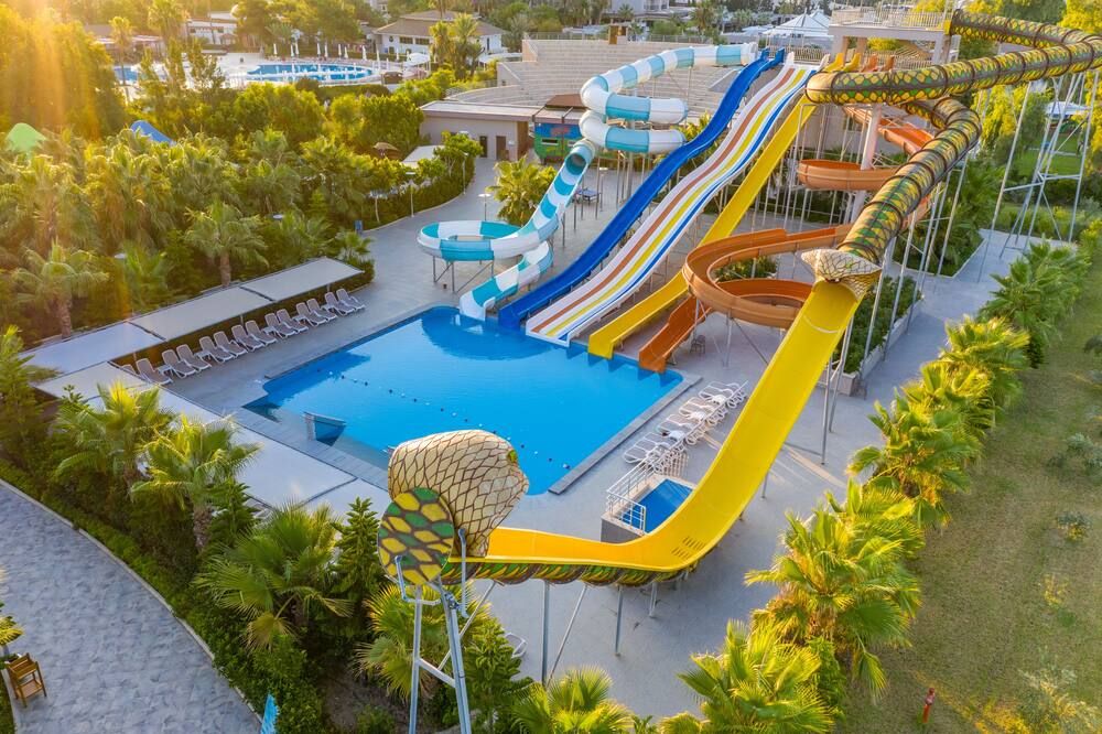 בריכה תמונה