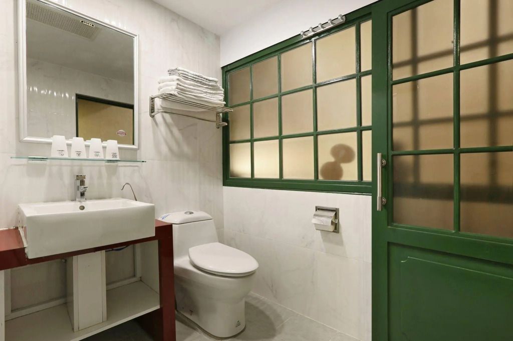 אחר