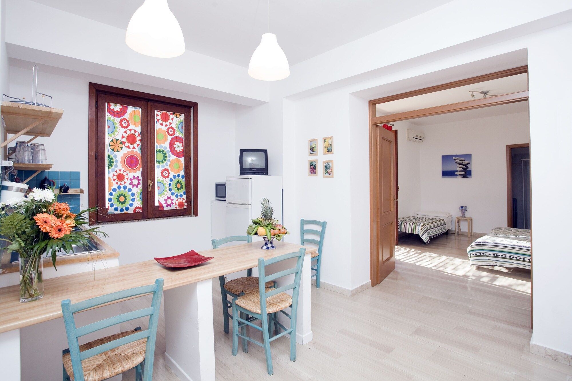 חדר אוכל תמונה