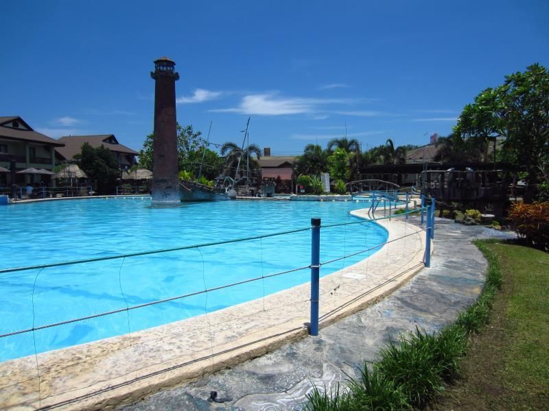 בריכה תמונה