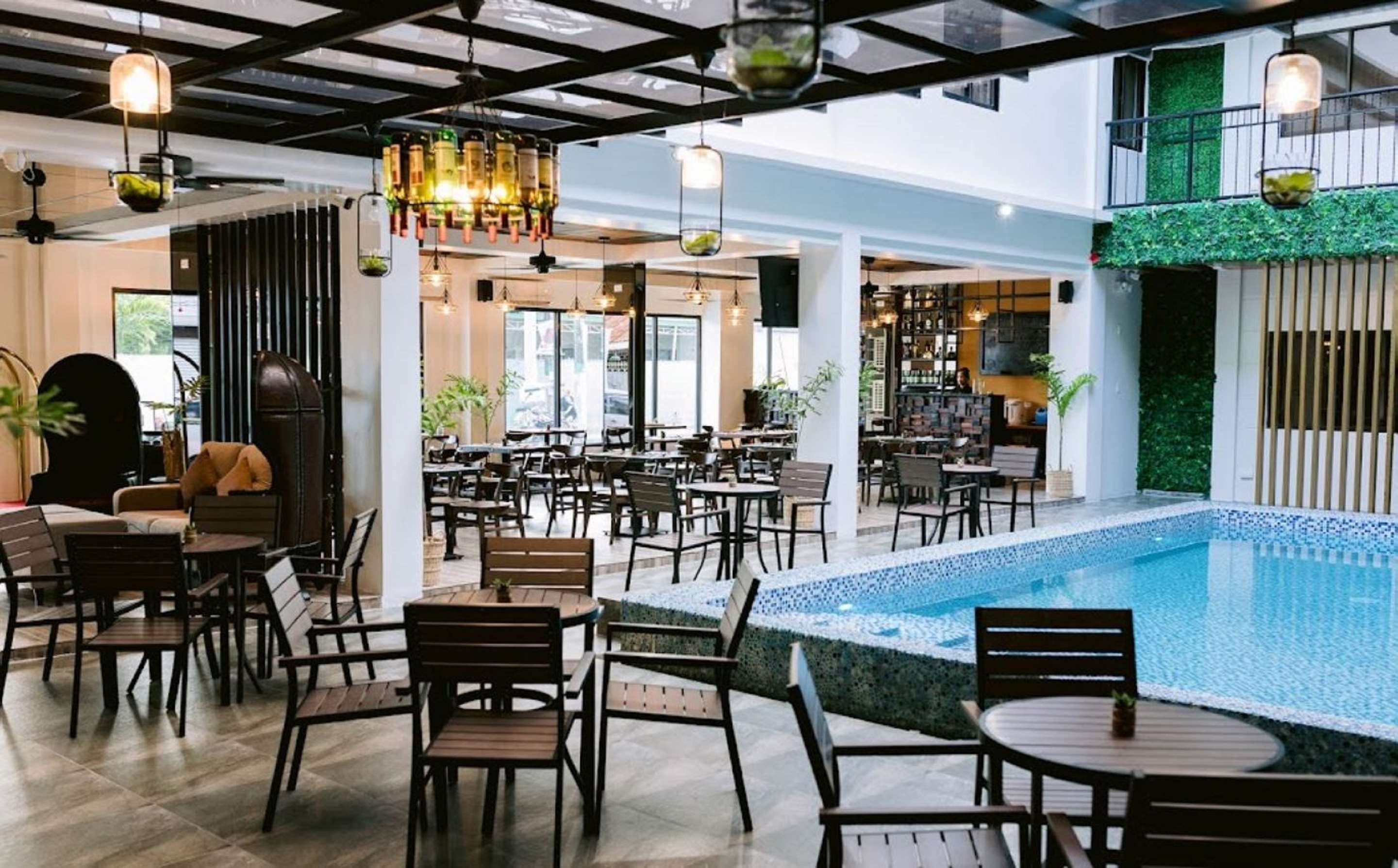 מסעדה תמונה