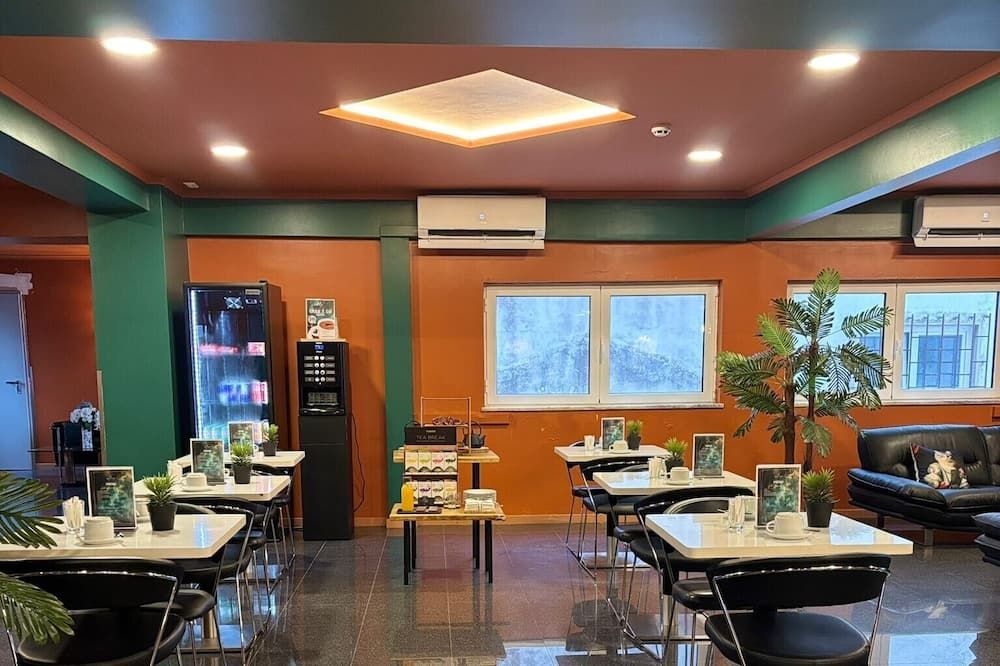 מסעדה תמונה