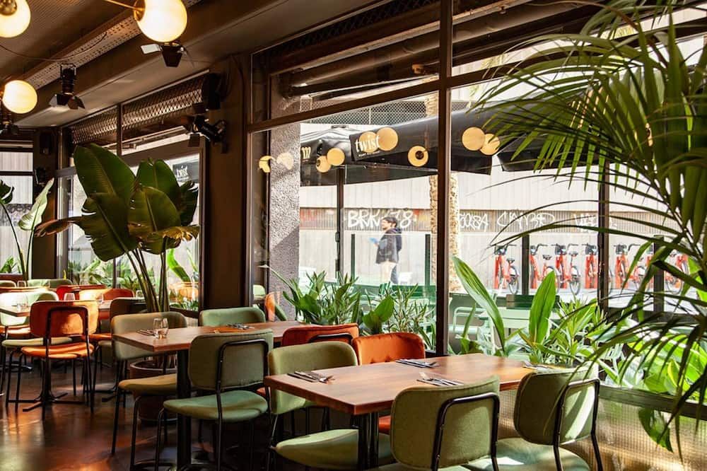 מסעדה תמונה