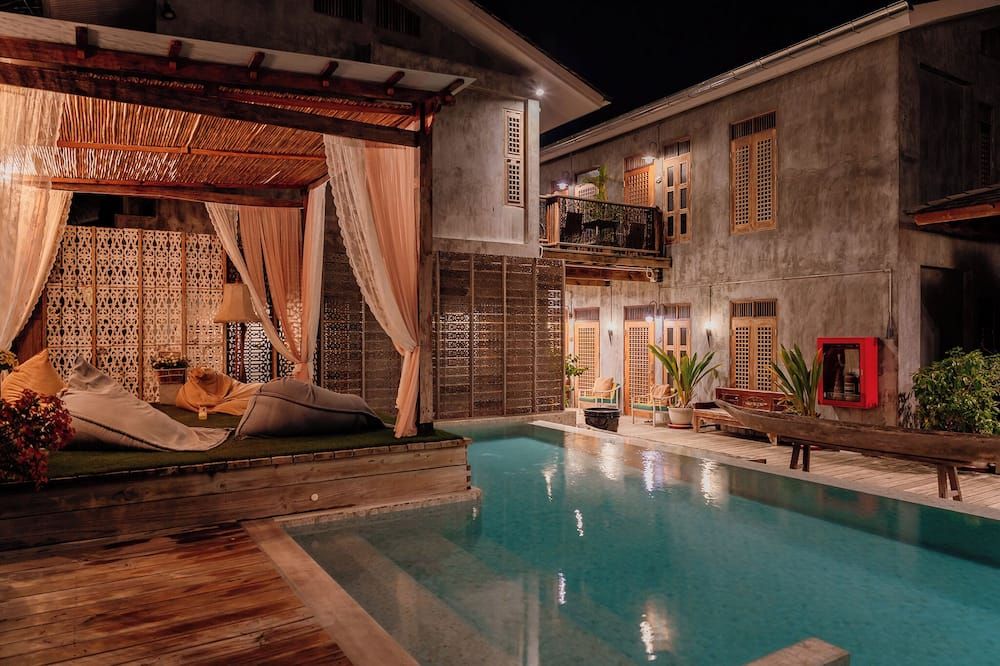 בריכה תמונה