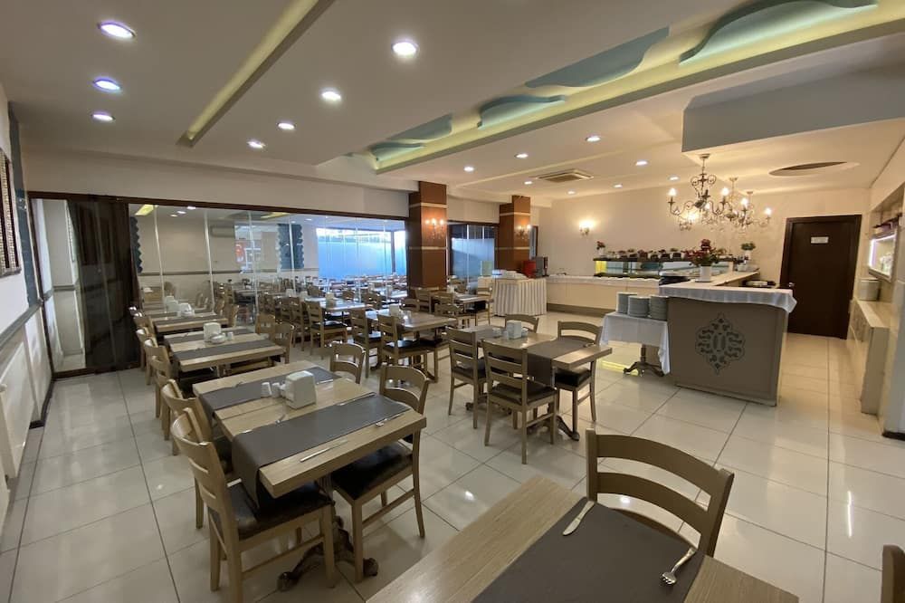 מסעדה תמונה