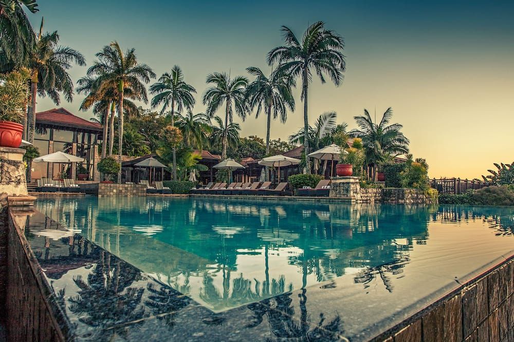 בריכה תמונה