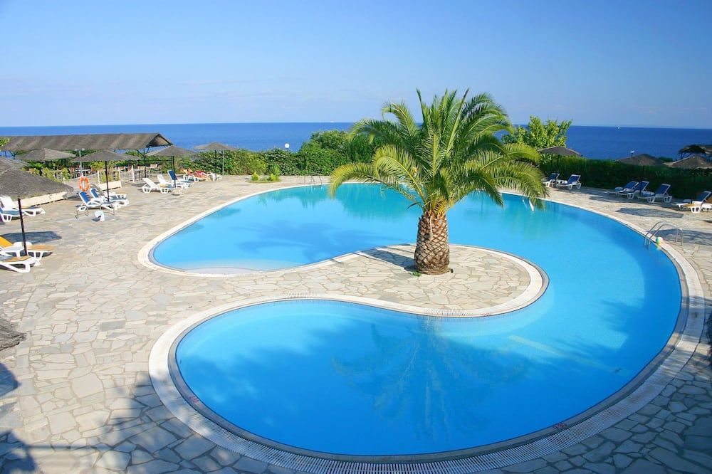 בריכה תמונה