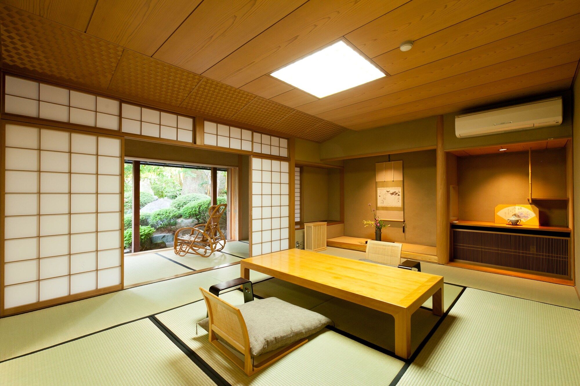 חדר אוכל תמונה