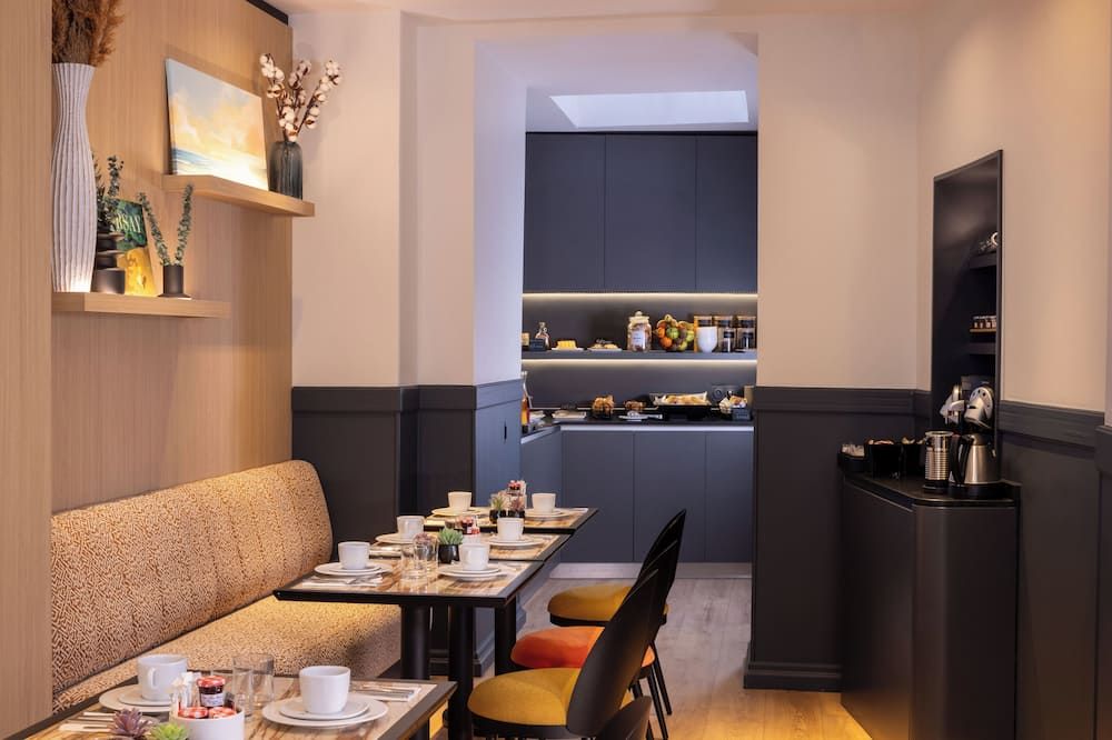 מסעדה תמונה