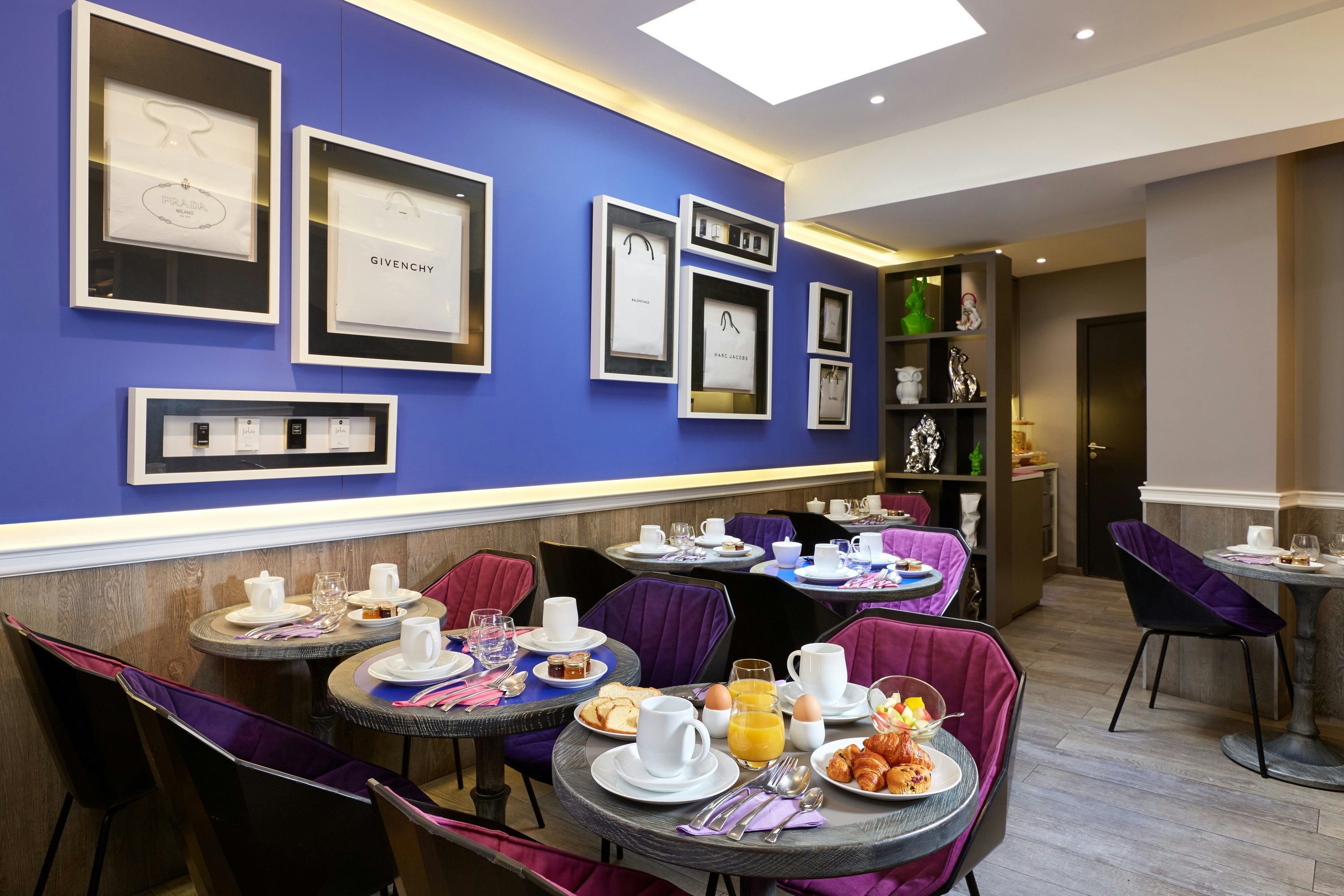 מסעדה תמונה