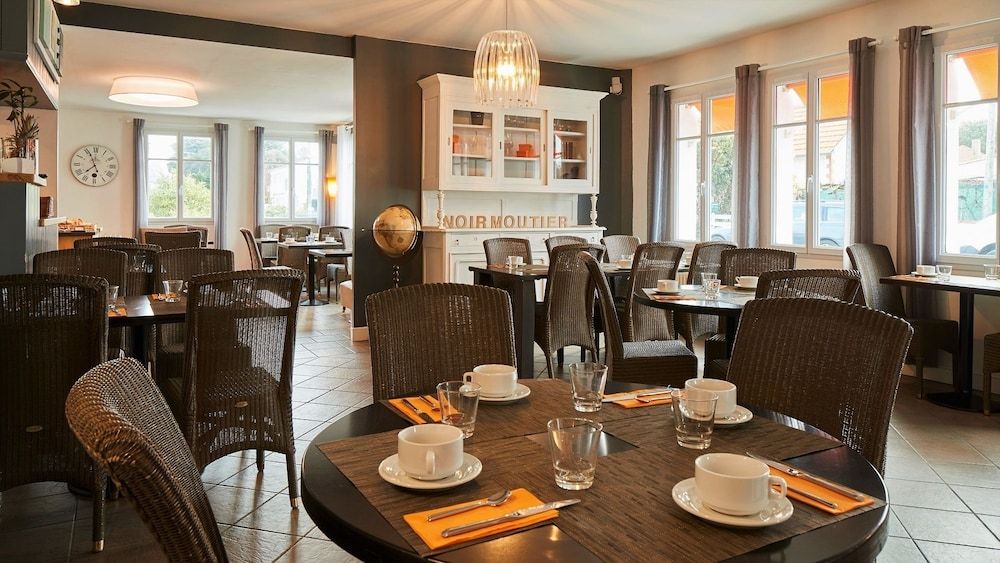 מסעדה תמונה