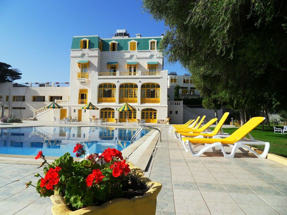 בריכה תמונה